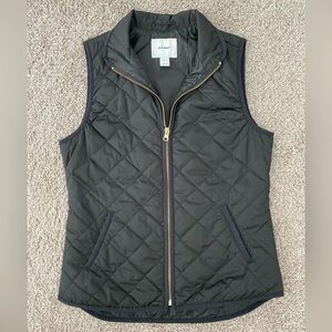 Old Navy Black Quilted Puffer Vest with Gold Zipper Women’s XS